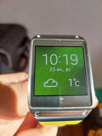 Смарт часовник Samsung Galaxy Gear V700