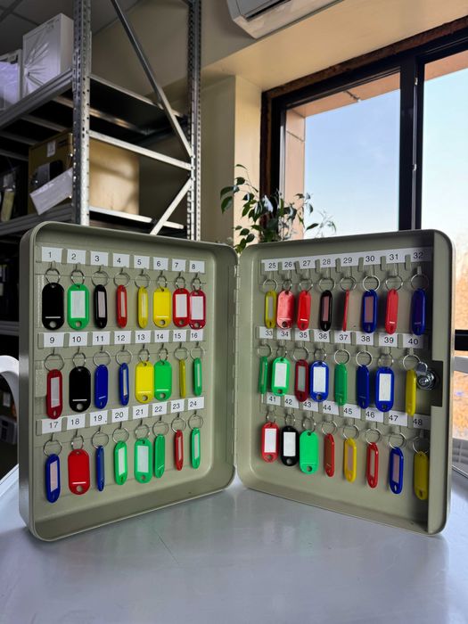 Ключница на 48 ключей (пр-ва Италия)