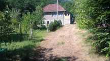 Gospodarie functionala la tara, in zona linistita.