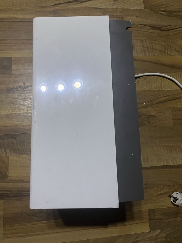 Boiler apa  5 litri 100 lei bucata
