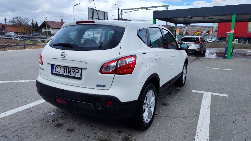 Vând Nissan Qashqai 1,5dci