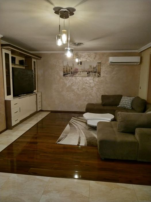 Продава се Тристаен апартамент в Бургас, Сарафово - 116 кв.м за 1983 €/кв.м - Снимка #8