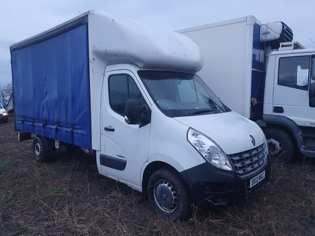 Dezmembrez Renault master 2.3 motor cutie Viteze injectoare bena lift