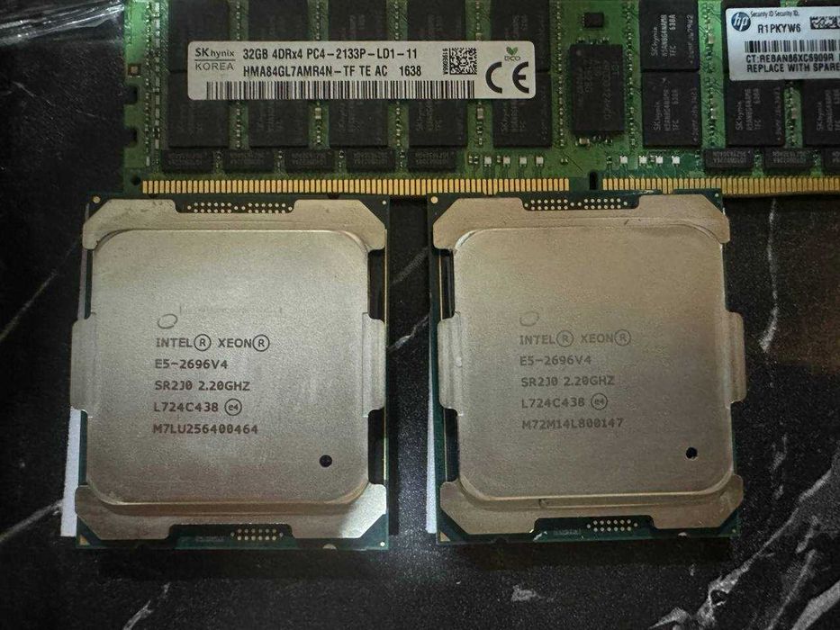 Комплекты x99 HUANANZHI F8D PLUS /44 ядер 88  потока /256 гб озу ddr4