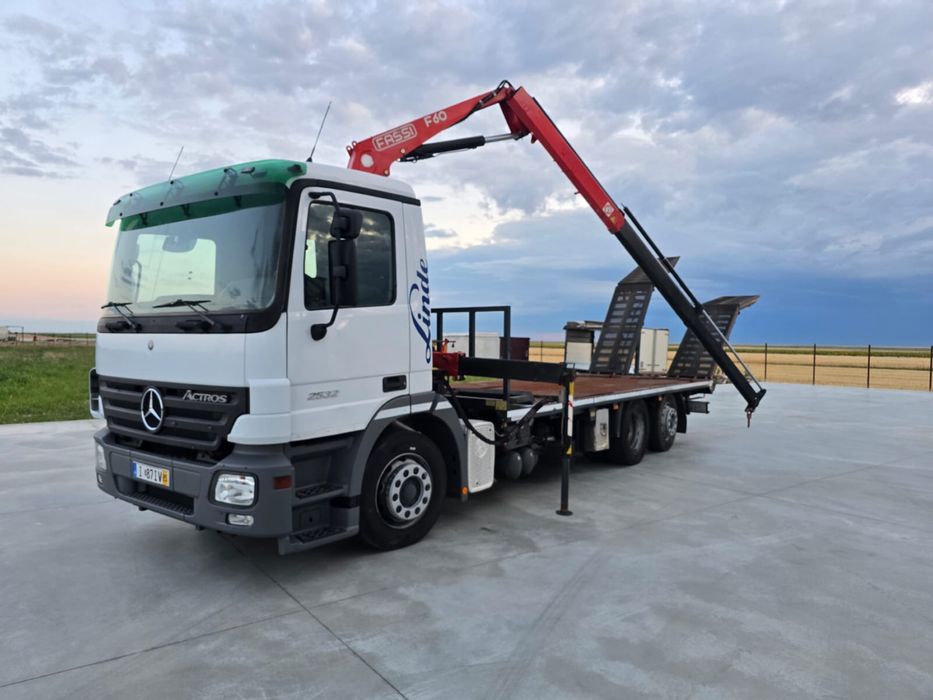 Mercedes Benz Actros 2532 !! Platforma utilaje + macara !!
