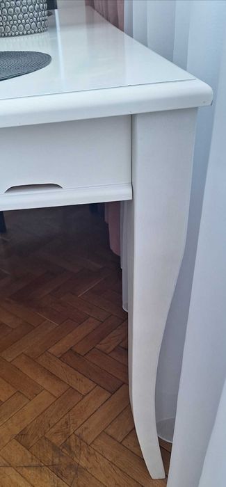 Разтегателна трапезна маса