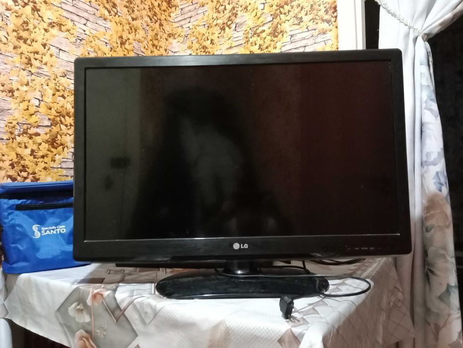 Продам Телевизор LG