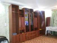 БЕЗ ТОРГА  Стенка в гостиную, Длина - 3,10м. Высота-2,20м