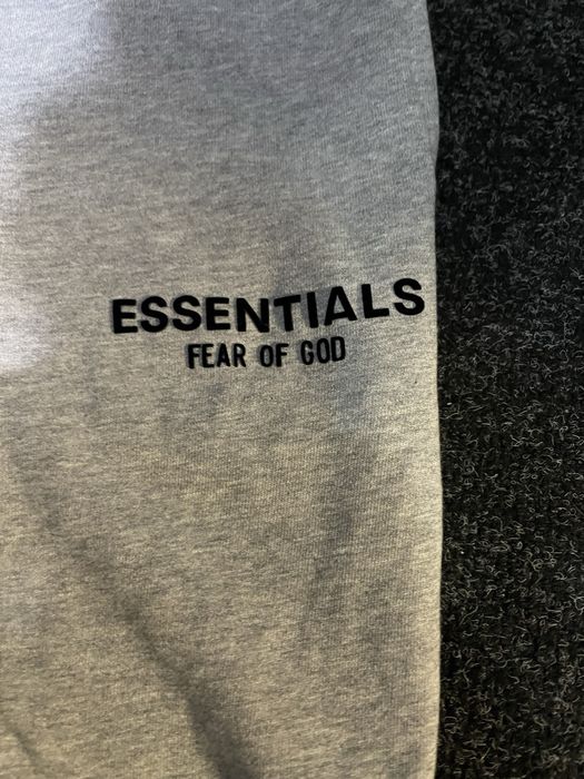 Продаю essentials штаны