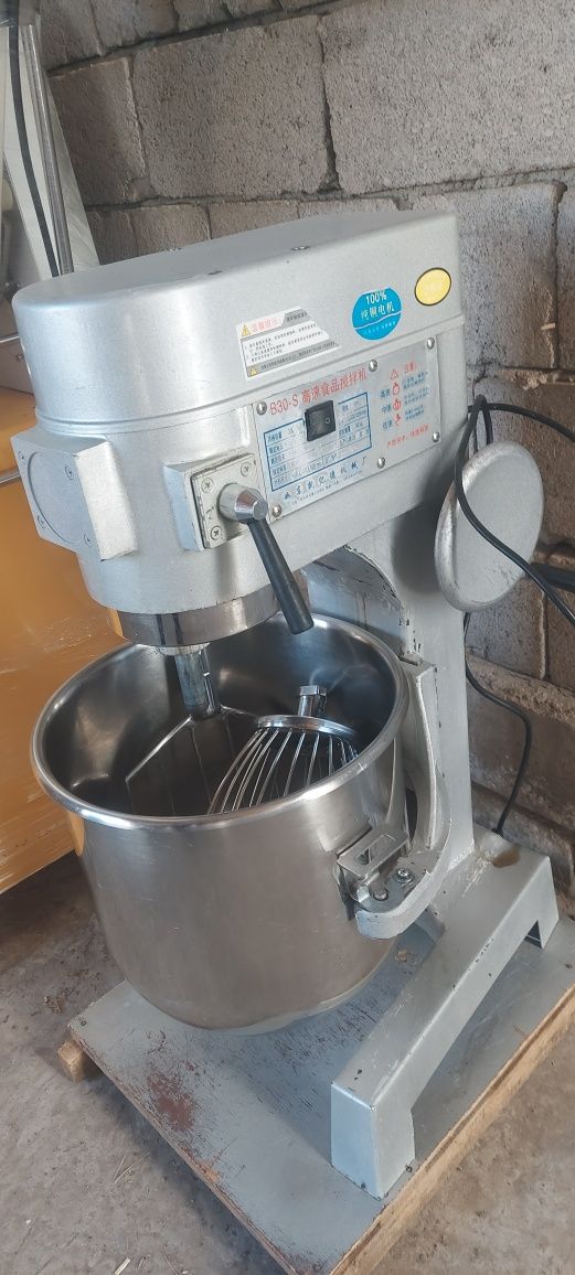 Mikser 30 litr 220v