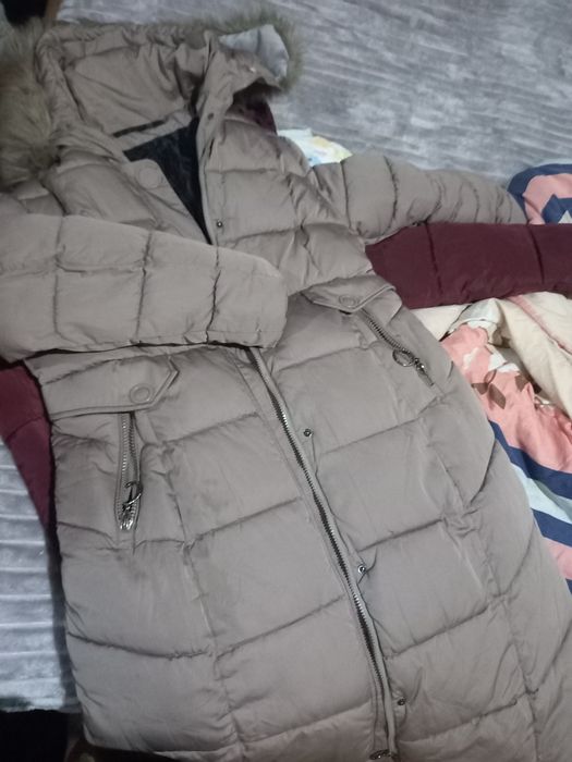 Куртка 200.000 полу палта 100.000