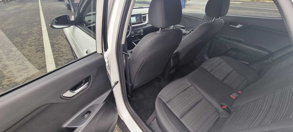 Kia Stonic-2018-120cp-Navigatie+Camera