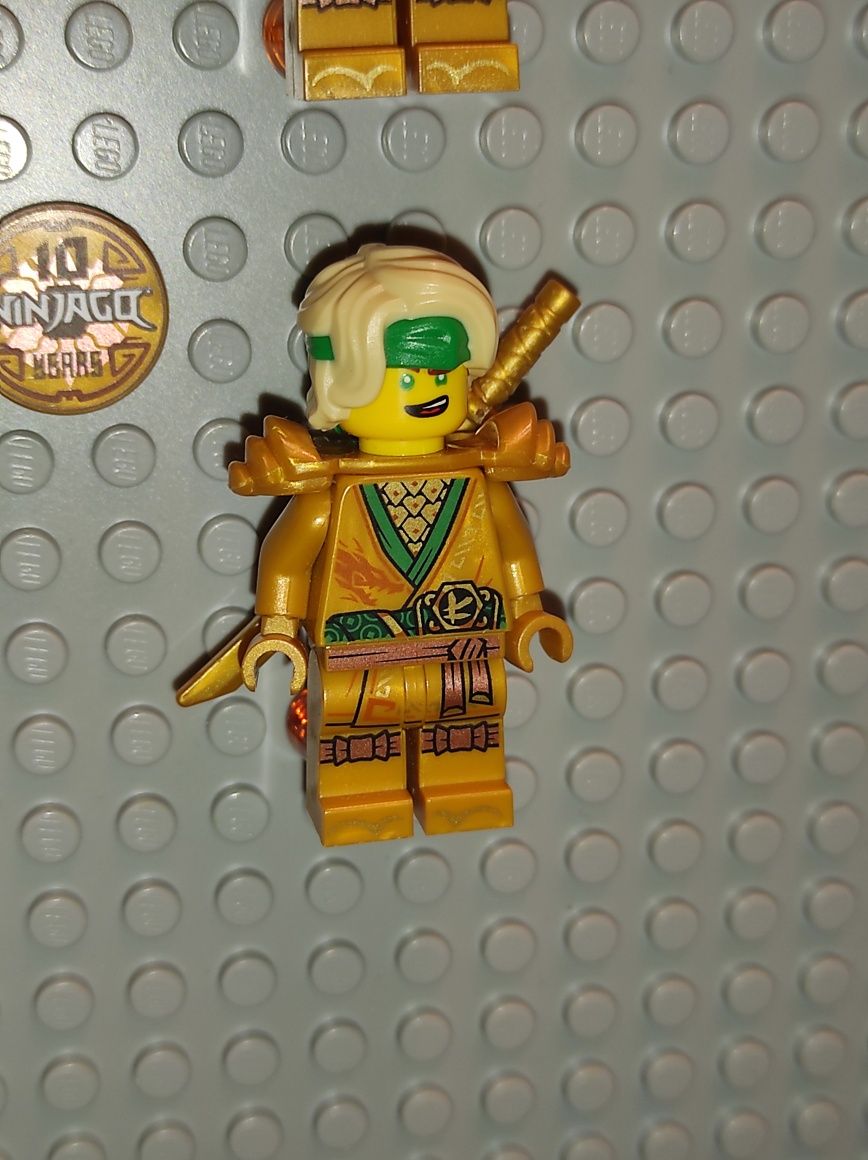 Lego Ninjago Minifigurine Golden Anniversary : Nya, Jay, Cole, Lloyd