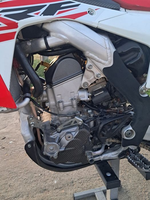 Honda crf250r Full cross