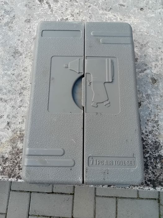 Set scule pneumatice