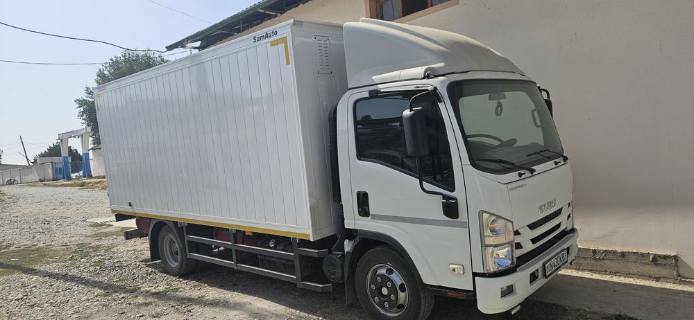 Isuzu sotiladi gaz bor 70/30 yangi salondan uyga