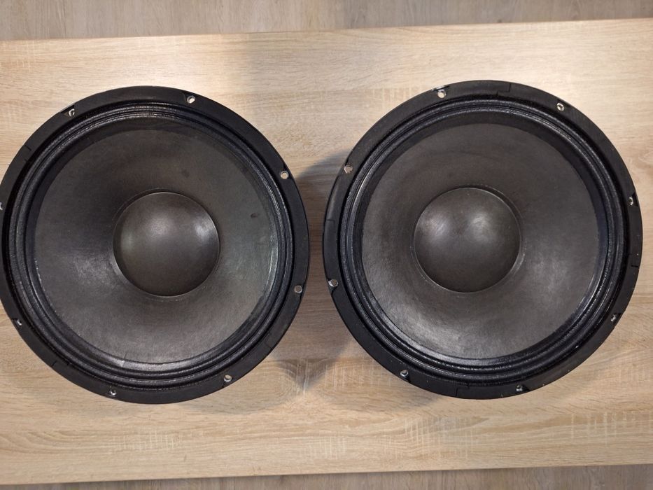 Vand 2 difuzoare de 15 inch CIARE 600W