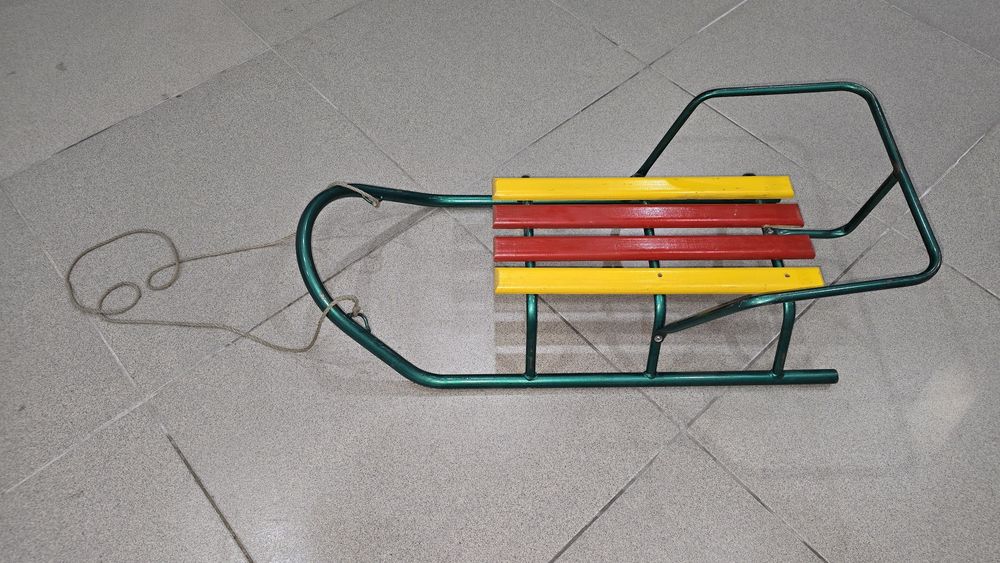 Продам санки детские зимние б/у, в отличном состоянии