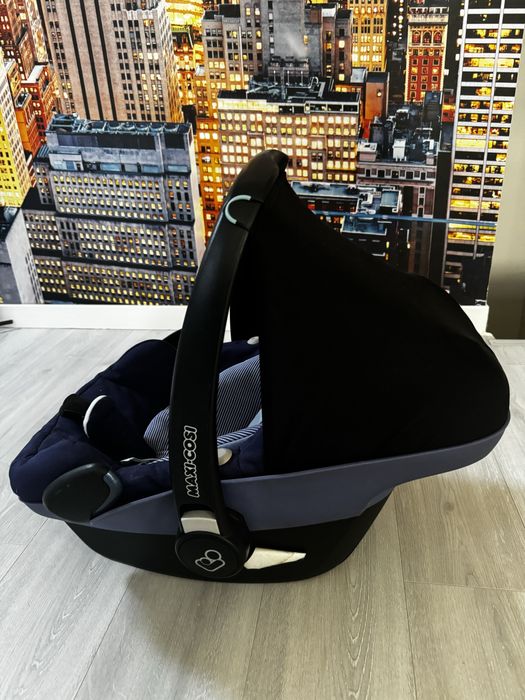 Scoica Maxi Cosi Pebble + baza Isofix