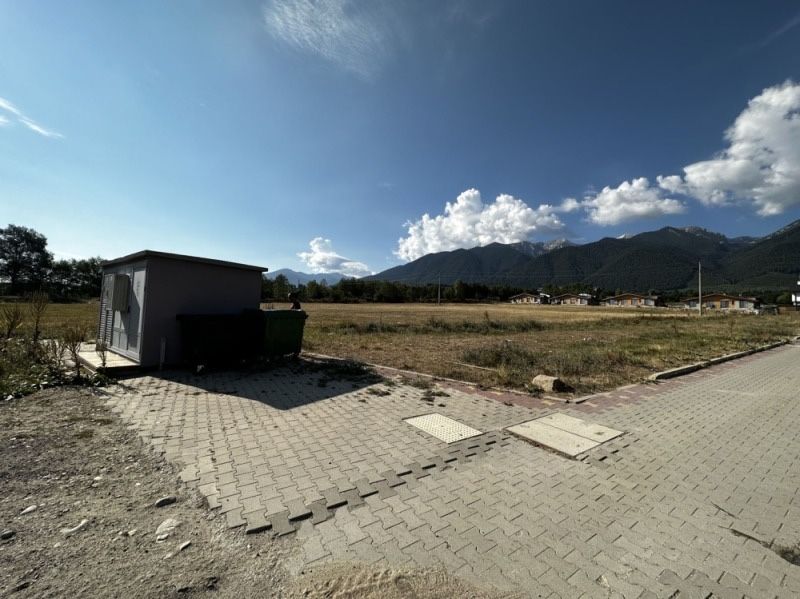 Парцел в регулация Пирин Голф