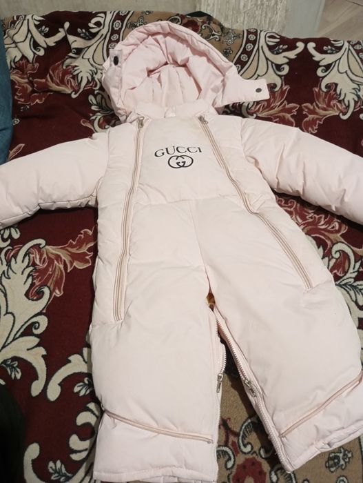 Продам детский зимний комбинезон