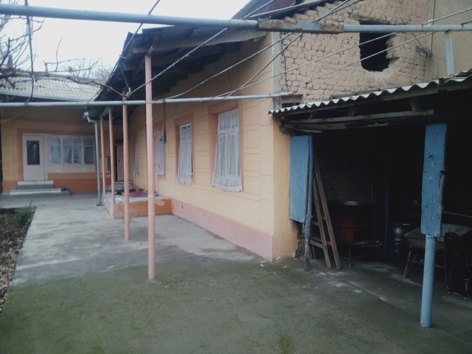 Uy sotiladi 2.7 sotix