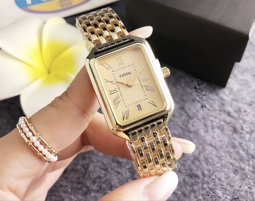 Ceas Fossil dama superb model 2025