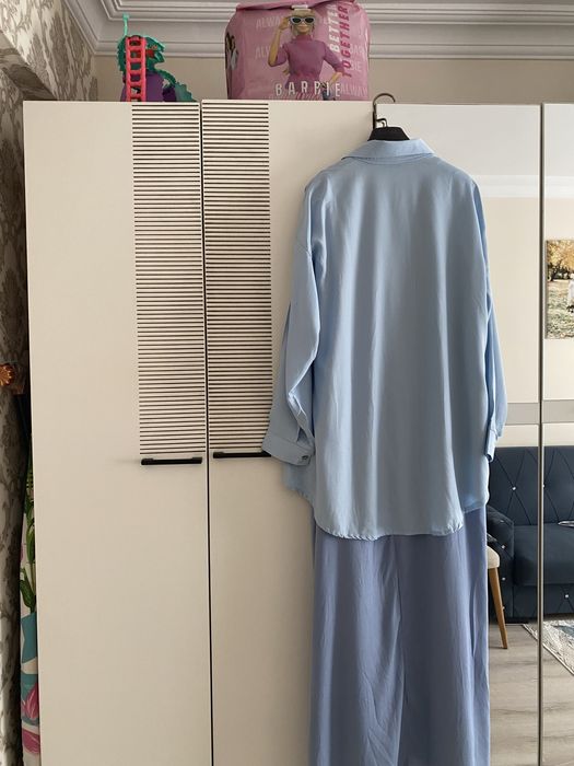 Продам новый костюм  тройкасмотрите мои фото есть еще сарафаны платье