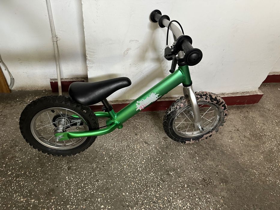 Vând bicicleta fara pedale Mappy din aluminiu 12", verde