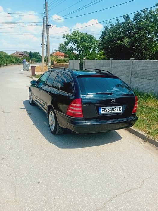 Мерцедес С220  Авангард в перфектно състояние