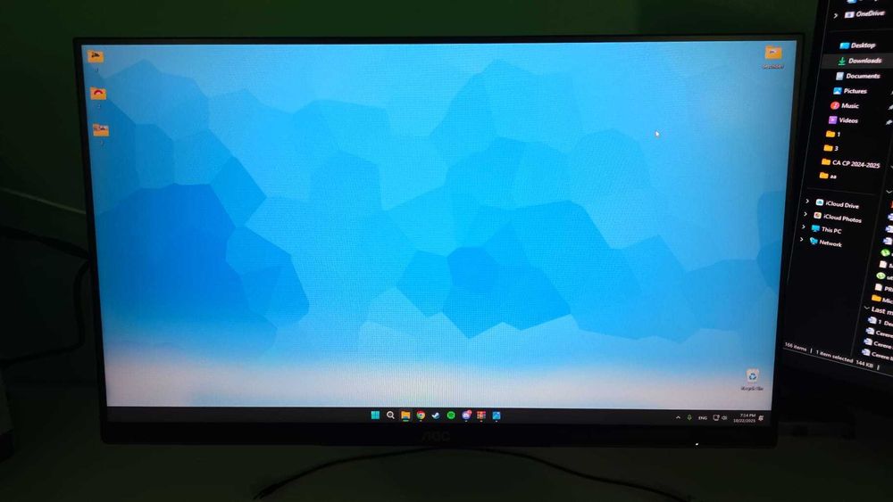 Vând setup de gaming complet: PC + Monitoare + Periferice