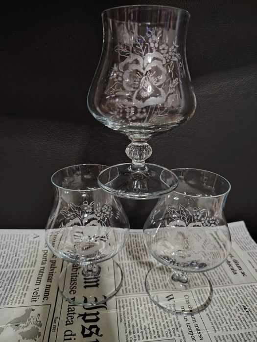 Кристални чаши ръчно гравирани