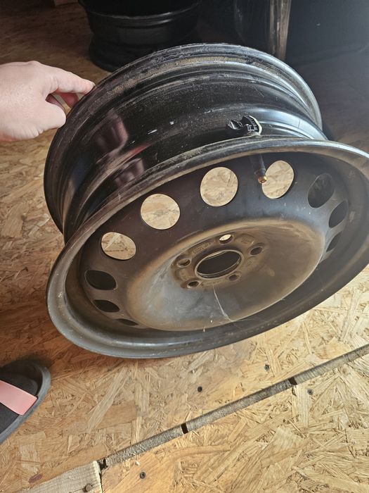 Jante Ford Focus III, pe 16 inchi cu senzori de presiune