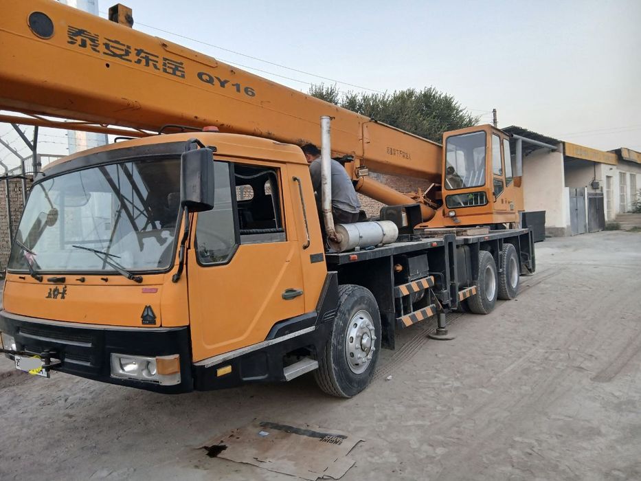 Avtokran sotiladi 16 t