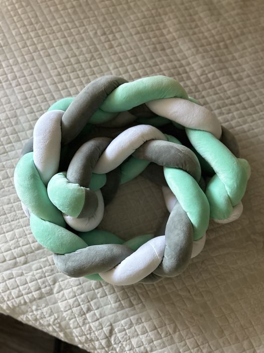 Бортик косичка на кроватку