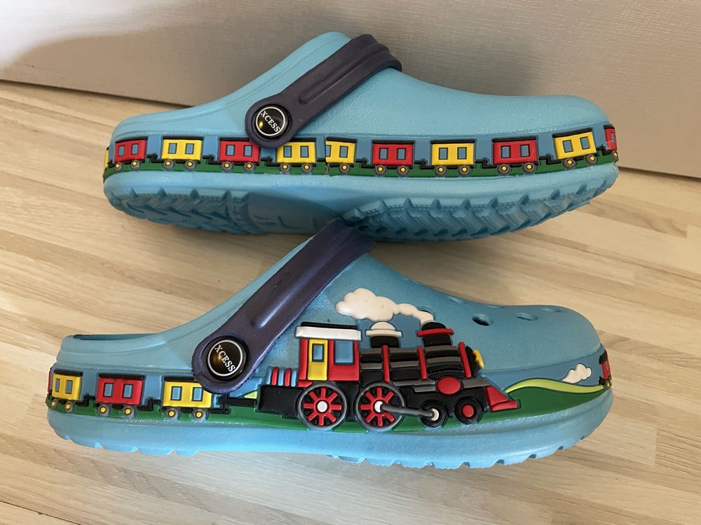 Детски пантофи, пантофи slip-on и кроксове за момче