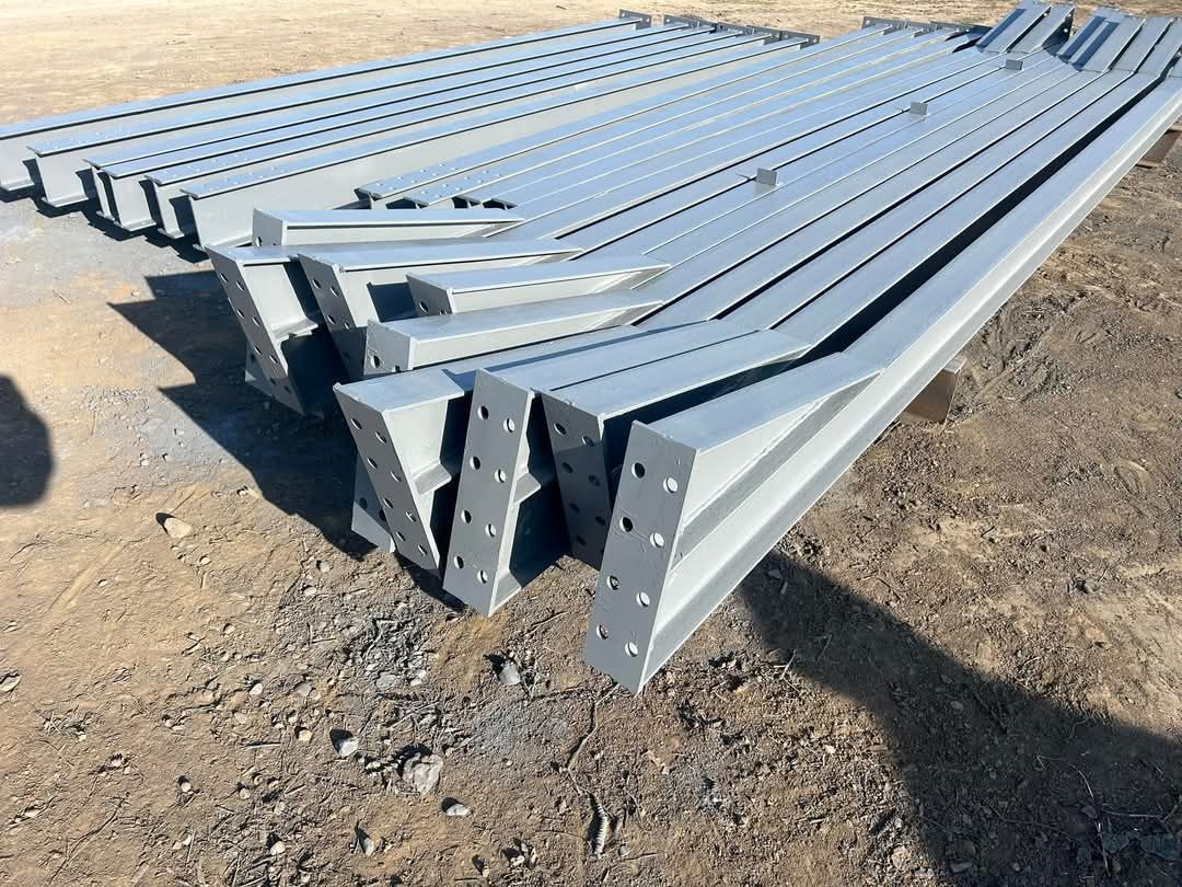 Vând hala metalică 8x16x4