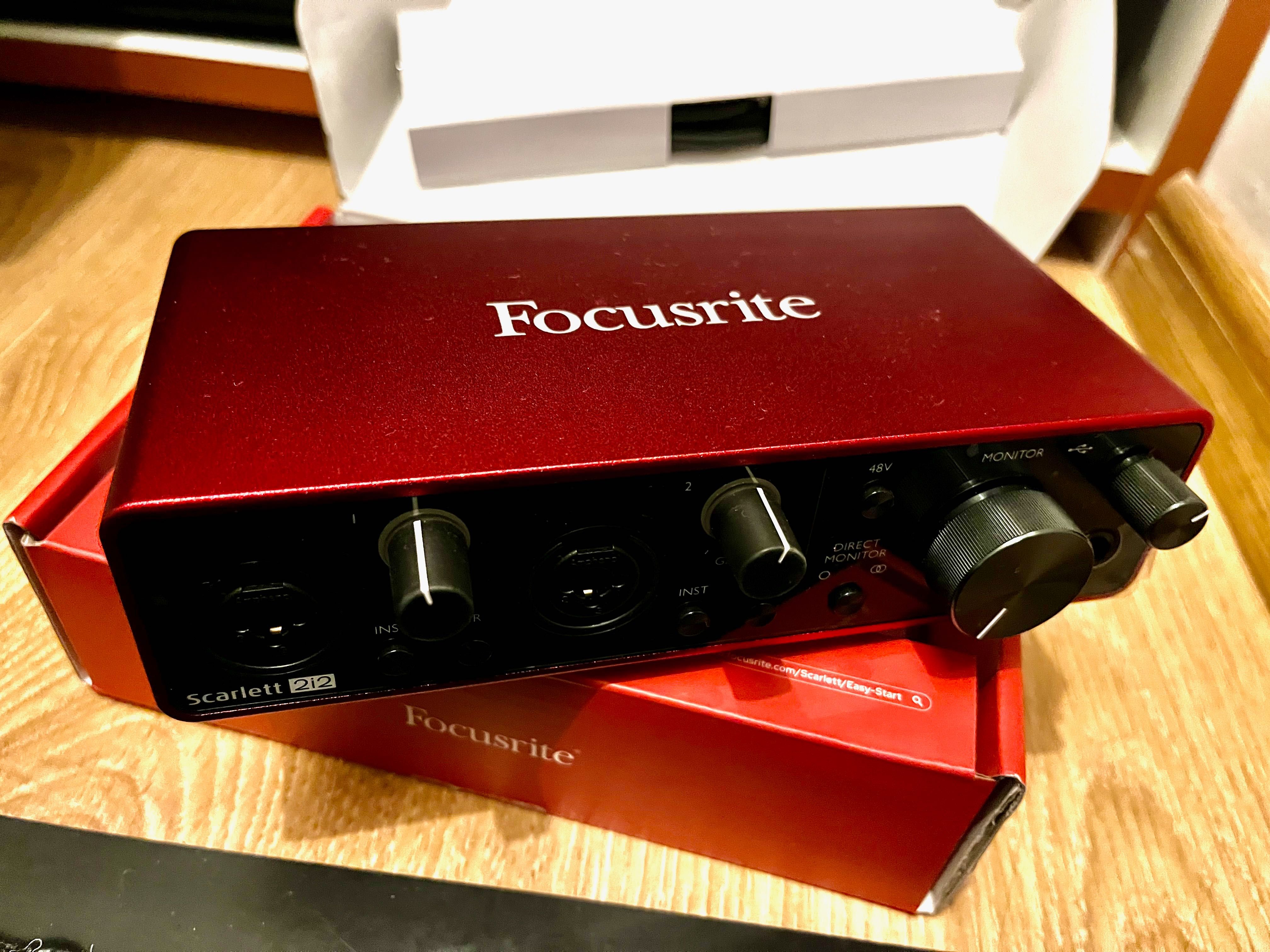 Focusrite 2i2 - 3rd gen - IMPECABIL (aproape nou!)