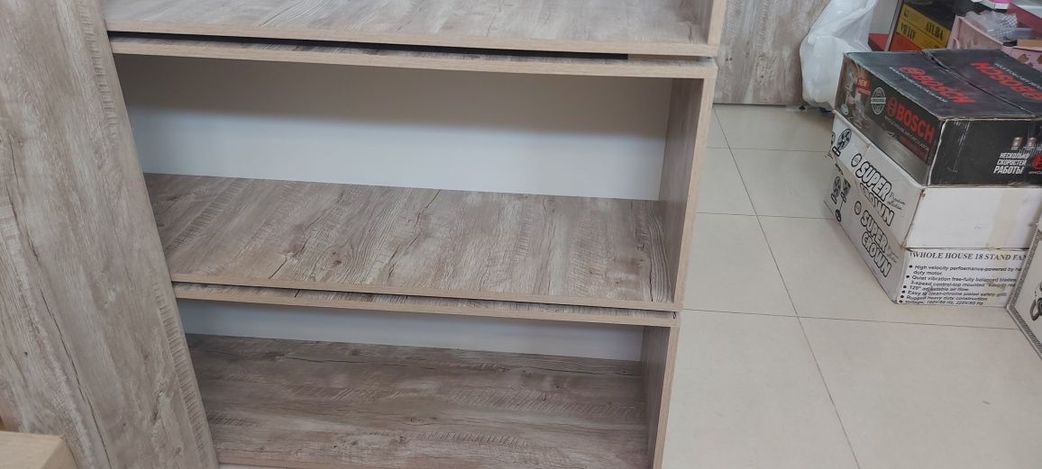 Ofis va do'konlar uchun stol