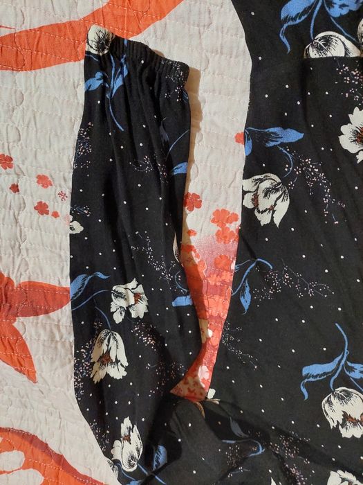 Продаётся платье  женское Mango размер Xs