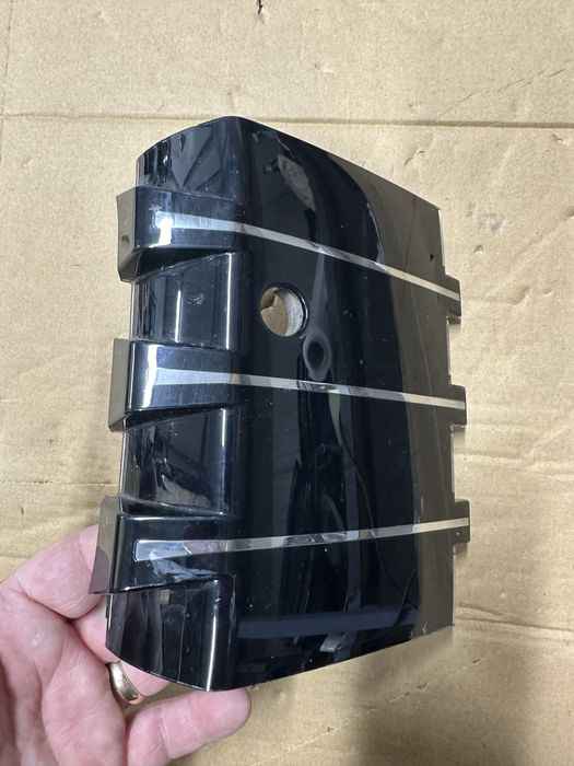 Capac radar distronic skoda superb 4.cod:3p0853655.c.