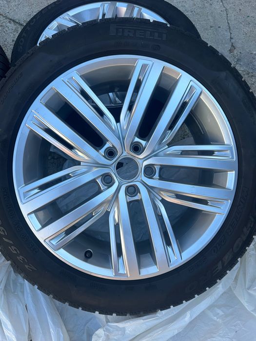 Джанти с гуми 235/50 R19