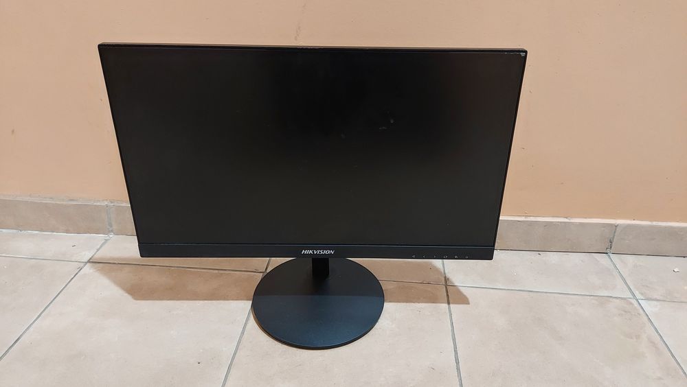 Монитор разбитый экран