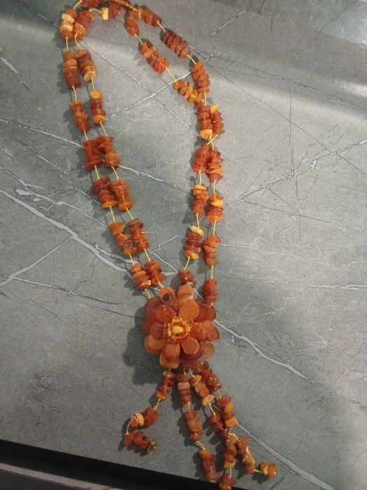 Бусы из янтаря новый