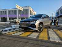 BYD E2 Reystayling Full 405KM EV Spark orniga кредит ва лизинг!!!