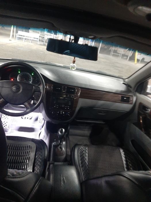 Ласетти 2010 автомат метан 3п