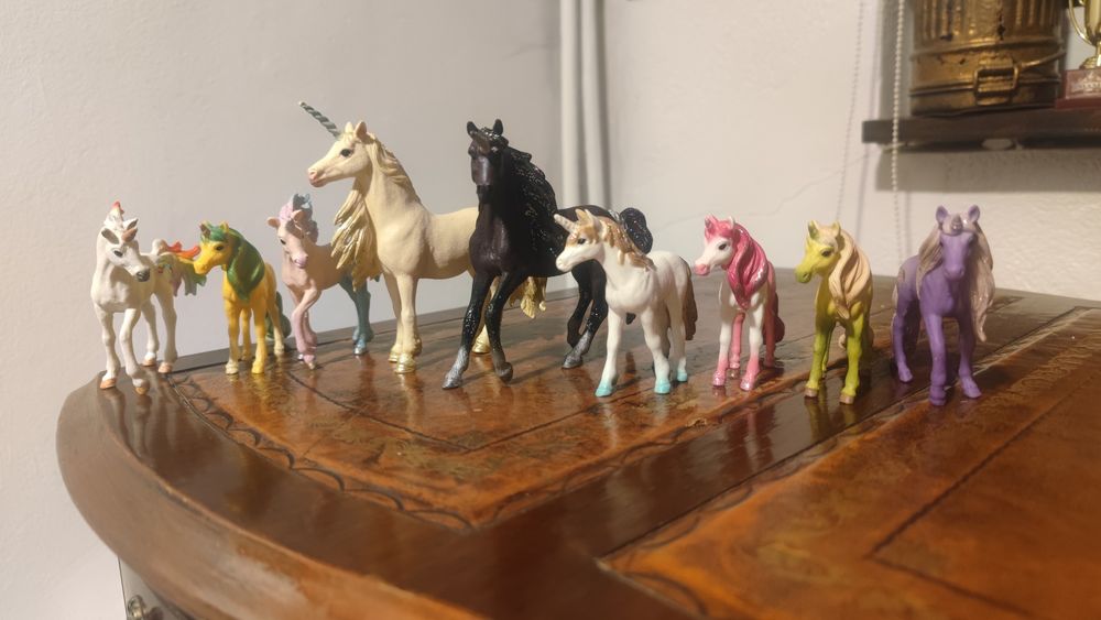Set 9 unicorni Schleich originali – figurine colecție / jucării.