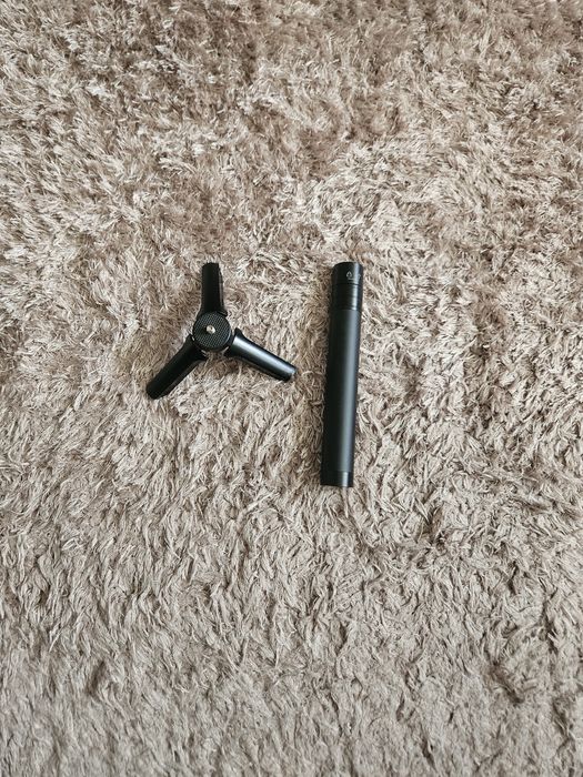 Gimbal Stabilizer pentru telefon și video.