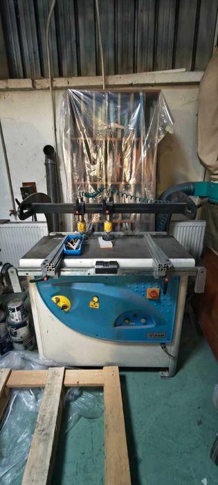 Професионална многопробивна машина за дърво