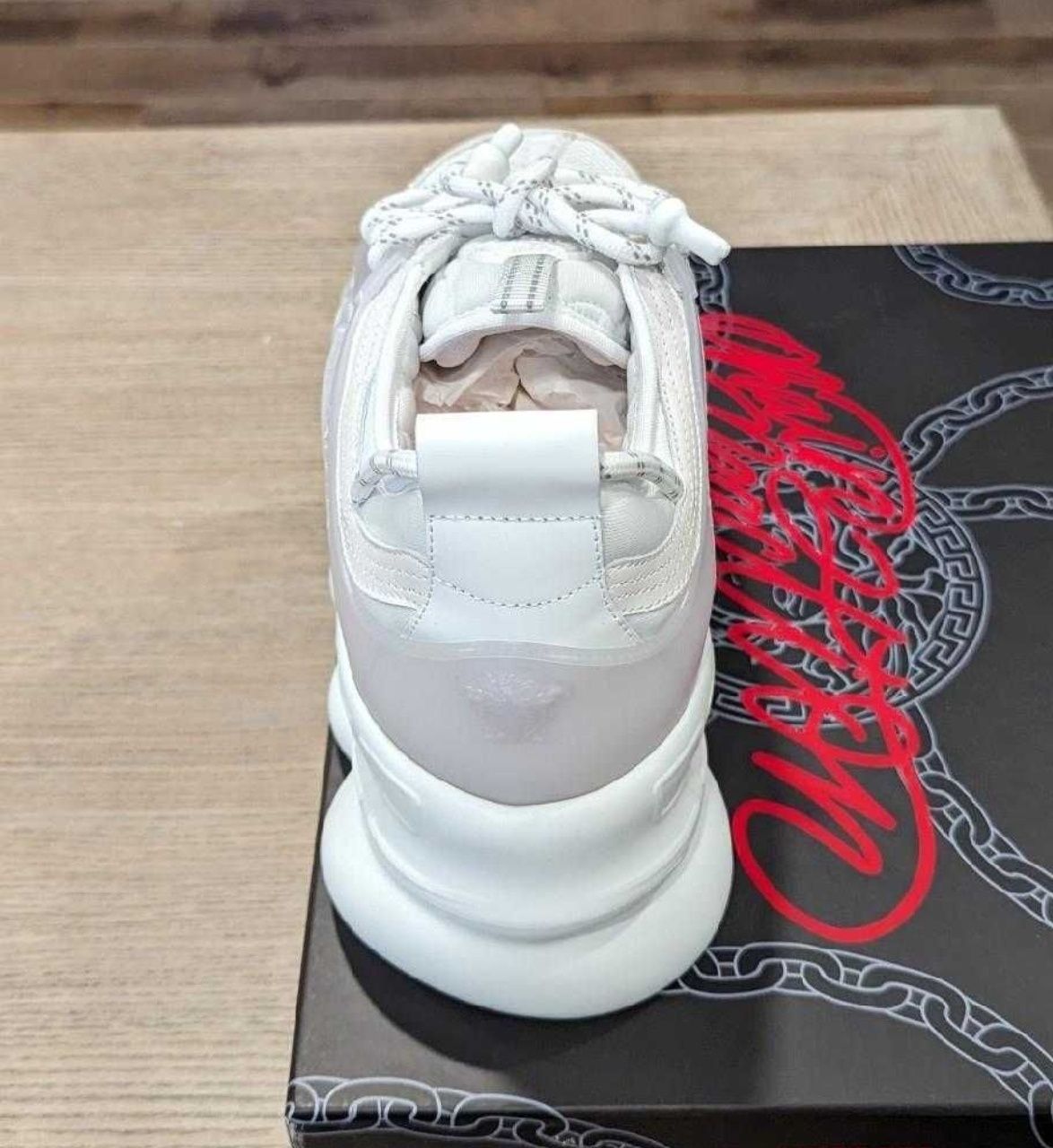 Versace Chain Reaction